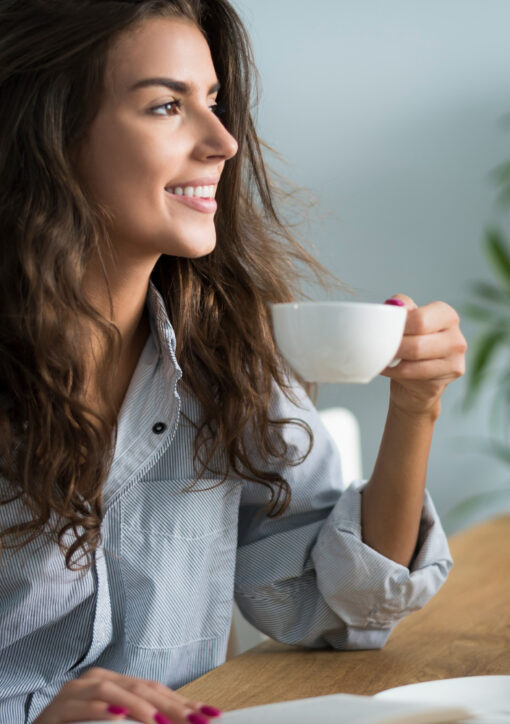 A Simplicidade de um Café Compartilhado em Silêncio